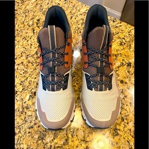 On Cloud mens high top shoes!